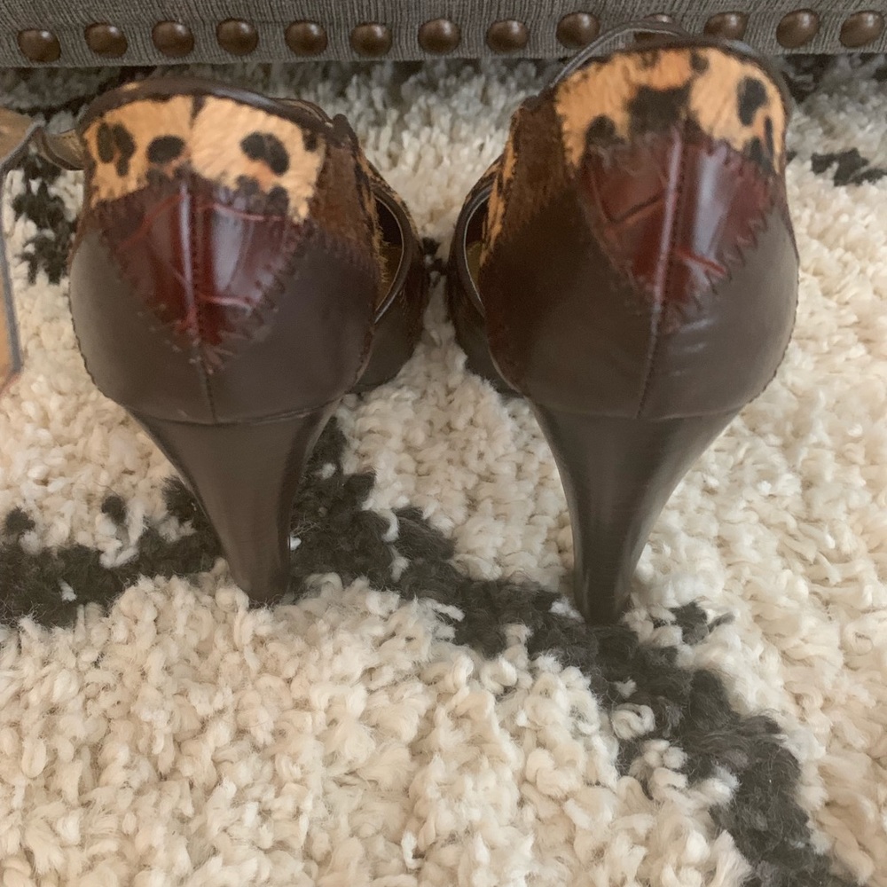 Heels - Picture 6 of 6